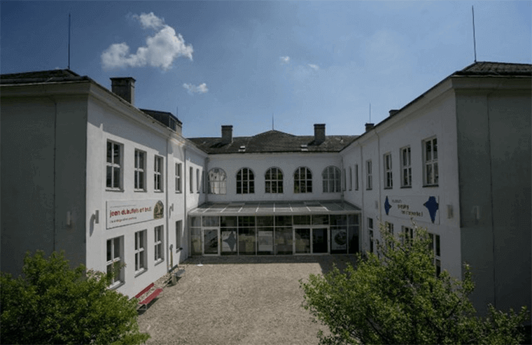 une photo de la fabrique de l'art brut gugging